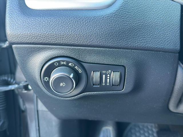 Used 2018 Jeep Compass Latitude 4x4 For Sale in Wilmington, OH
