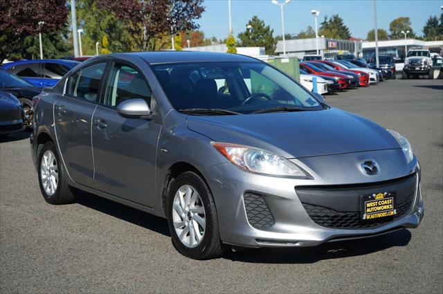 2013 Mazda Mazda3 i Touring