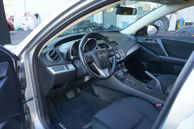 2013 Mazda Mazda3 i Touring