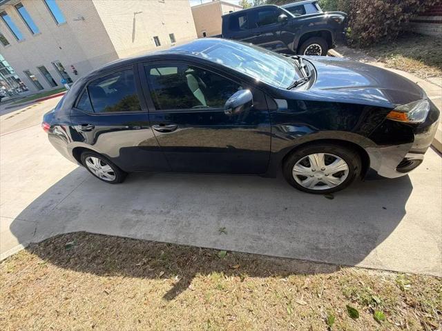 2019 Toyota Corolla LE for sale in McKinney, TX