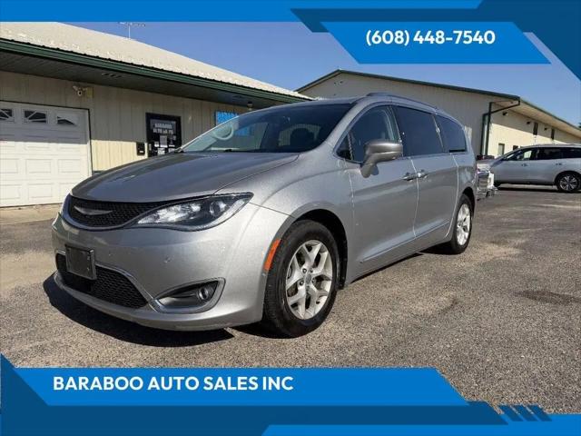 2017 Chrysler Pacifica Touring-L Plus for sale in Baraboo, WI
