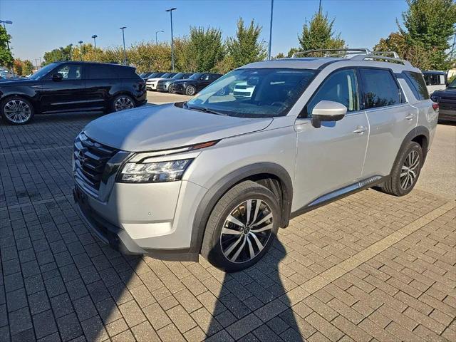 2023 Nissan Pathfinder Platinum 4WD for sale near Columbus, OH