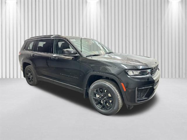 2026 Jeep Grand Cherokee GRAND CHEROKEE L LAREDO ALTITUDE 4X4
