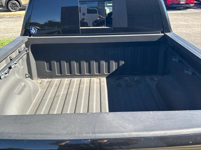 2020 RAM 1500 Laramie Crew Cab 4x4 57 Box 2020 RAM 1500 Laramie Crew Cab 4x4 57 Box