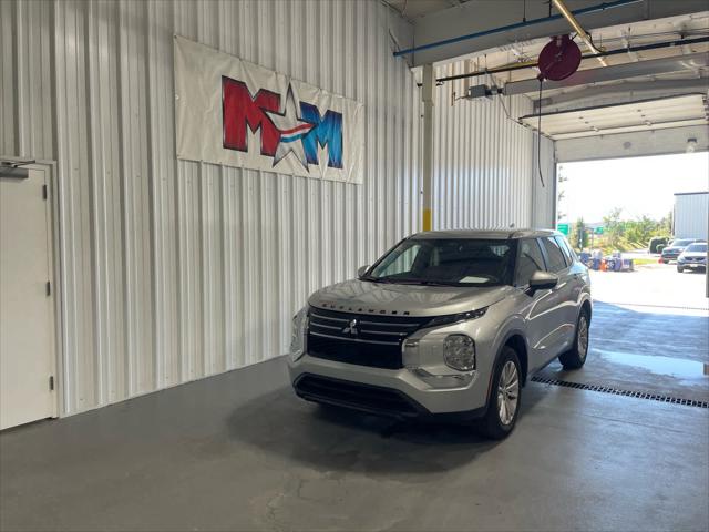 2025 Mitsubishi Outlander ES 2.5 S-AWC
