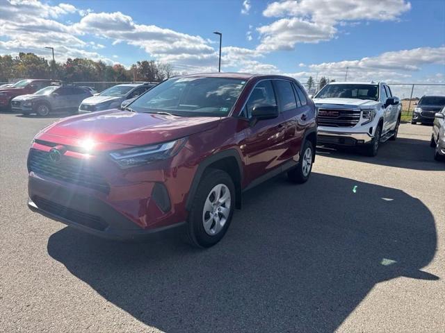 2025 Toyota RAV4 LE