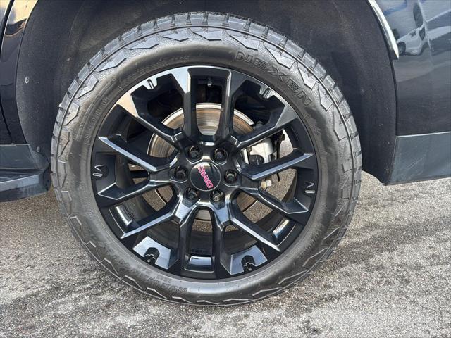 Used 2023 GMC Yukon 4WD SLT For Sale in Jackson, MI
