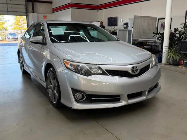 2014 Toyota Camry SE for sale near West Chester, OH