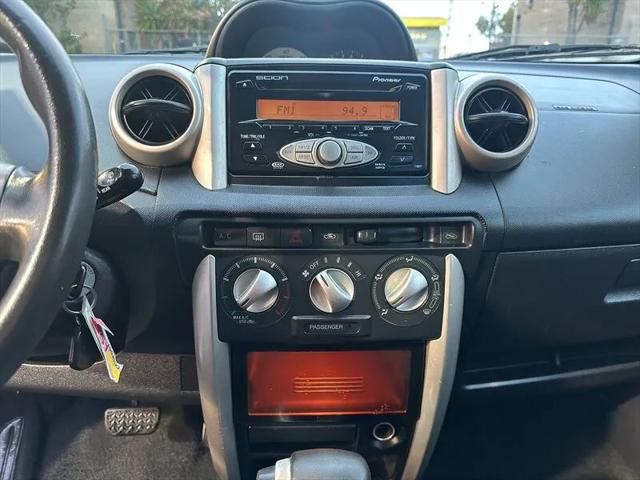 2006 Scion xA Base