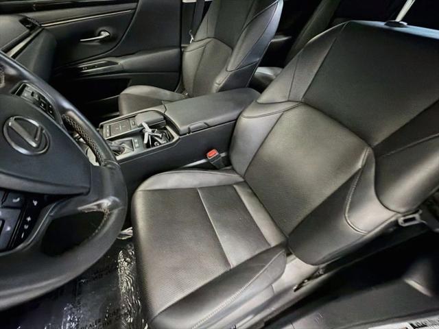 2021 Lexus ES 300h 300h
