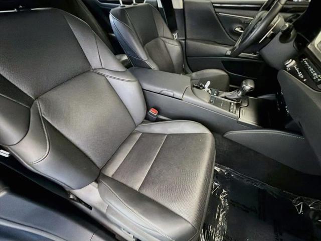 2021 Lexus ES 300h 300h