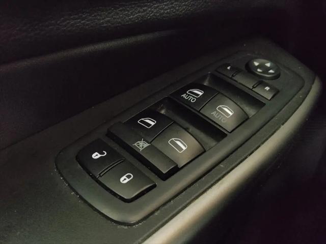 2019 Jeep Cherokee Limited FWD