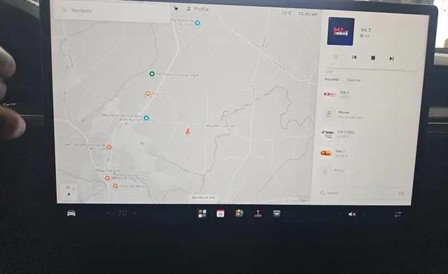 2023 Tesla Model X Standard Range