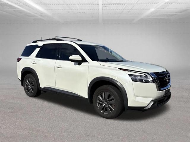 2022 Nissan Pathfinder SV 2WD 2022 Nissan Pathfinder SV 2WD