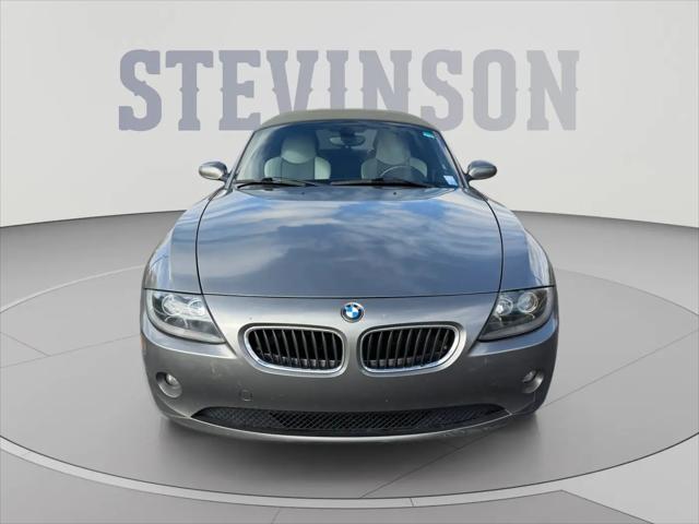 2005 BMW Z4 2.5i