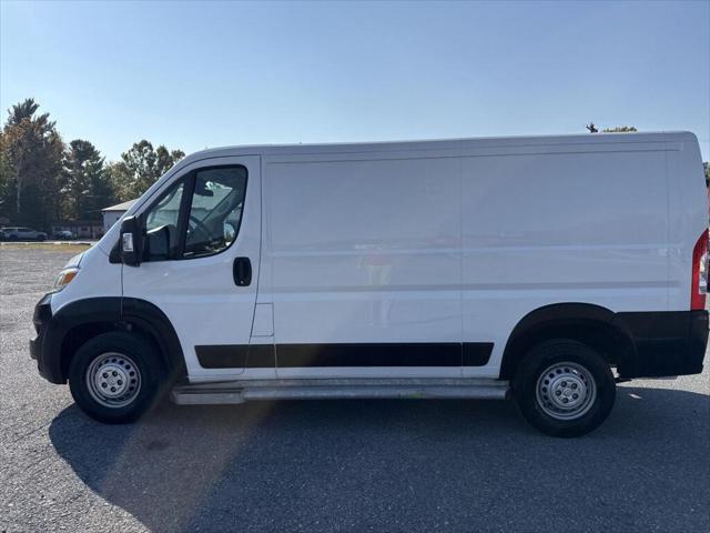 2025 RAM ProMaster 2500 Cargo Van Tradesman Low Roof 136 WB w/Pass Seat