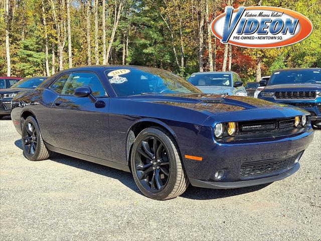 2017 Dodge Challenger SXT 2017 Dodge Challenger SXT