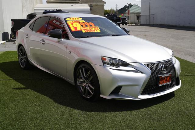 2016 Lexus IS 200t 4dr Sdn