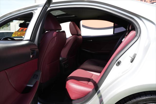 2016 Lexus IS 200t 4dr Sdn