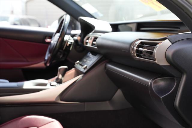 2016 Lexus IS 200t 4dr Sdn