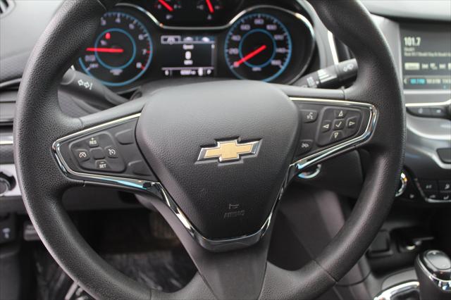 2017 Chevrolet Cruze LT Auto