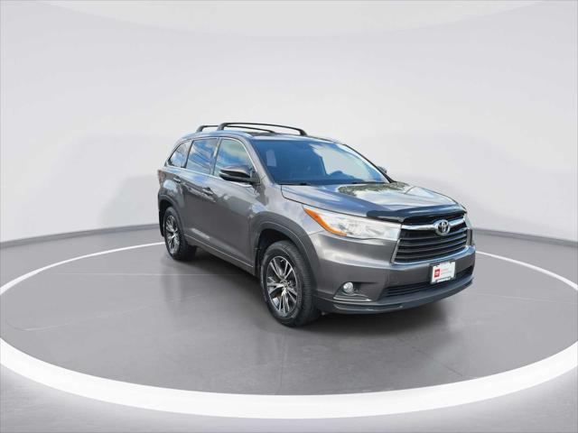 2016 Toyota Highlander XLE V6