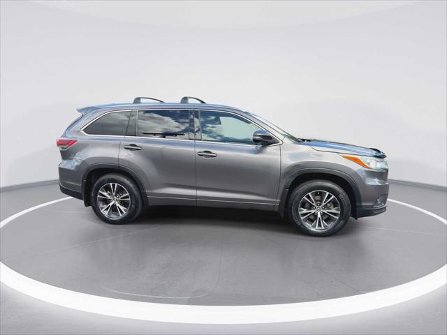 2016 Toyota Highlander XLE V6