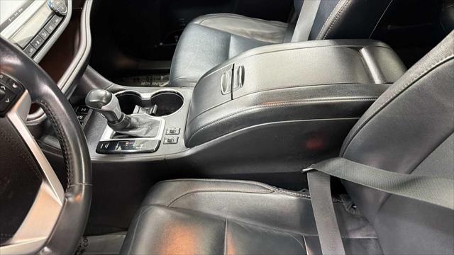 2016 Toyota Highlander XLE V6