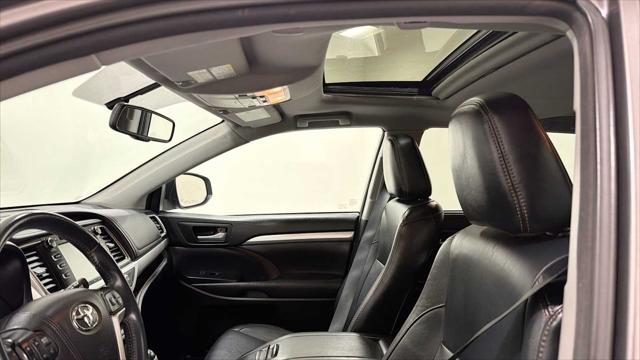 2016 Toyota Highlander XLE V6