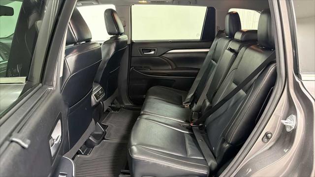 2016 Toyota Highlander XLE V6