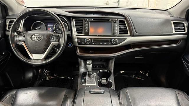 2016 Toyota Highlander XLE V6