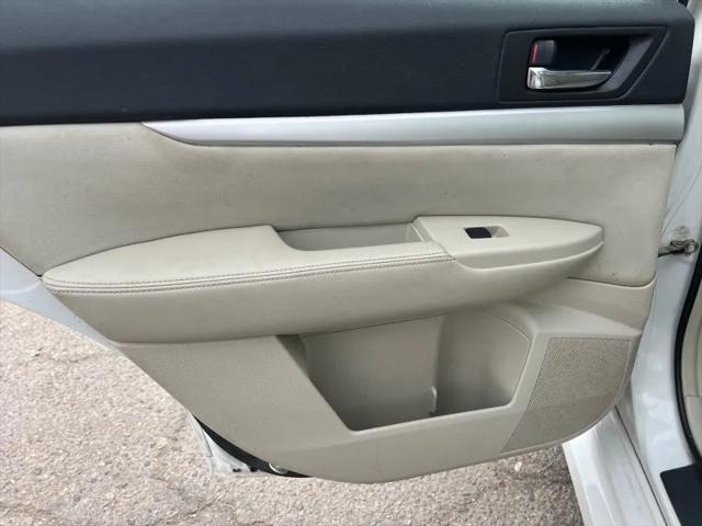 2011 Subaru Legacy 2.5i Premium