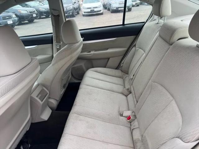 2011 Subaru Legacy 2.5i Premium