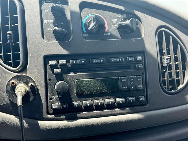 2007 Ford E-450 Cutaway Base