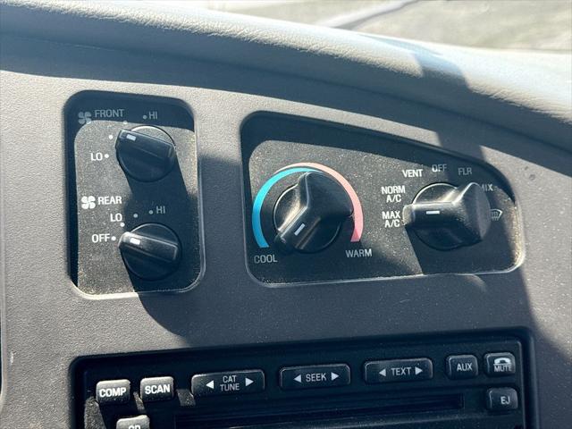 2007 Ford E-450 Cutaway Base