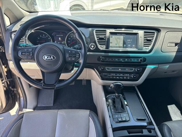 2016 Kia Sedona SX