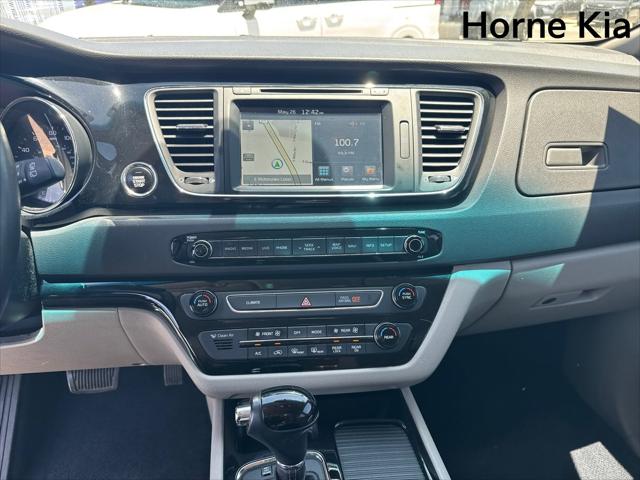 2016 Kia Sedona SX