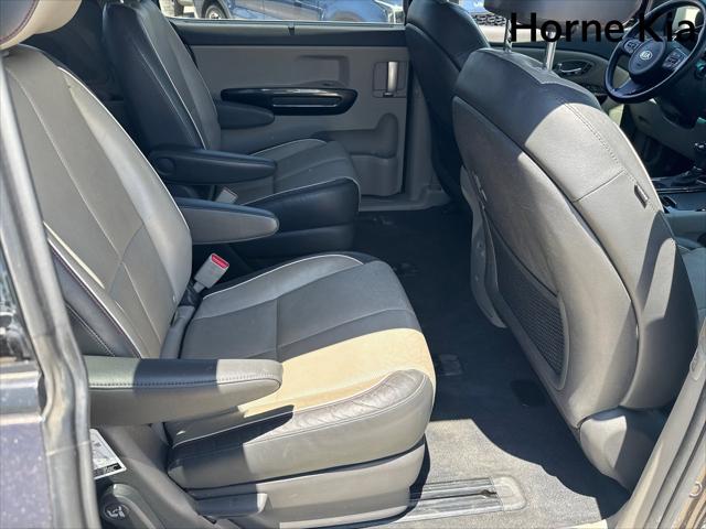 2016 Kia Sedona SX