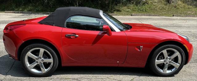 2006 Pontiac Solstice Base 2dr Convertible