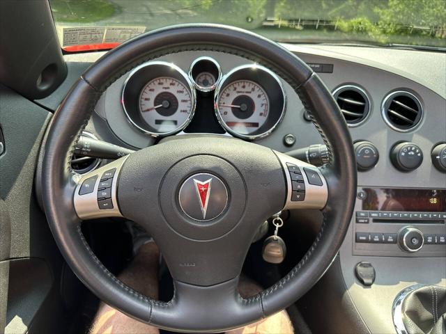 2006 Pontiac Solstice Base 2dr Convertible