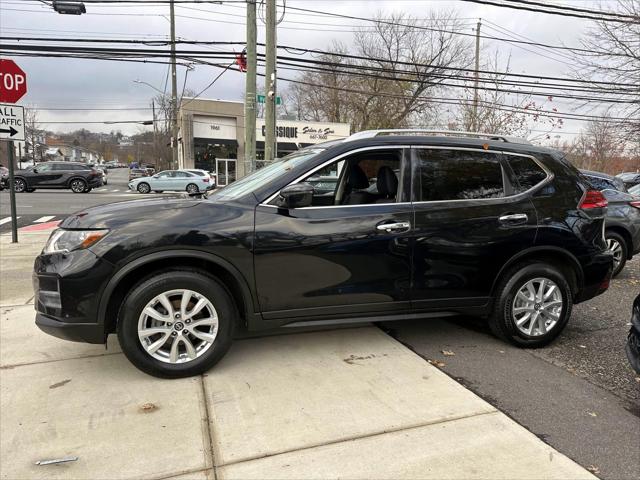 2017 Nissan Rogue SV [6]