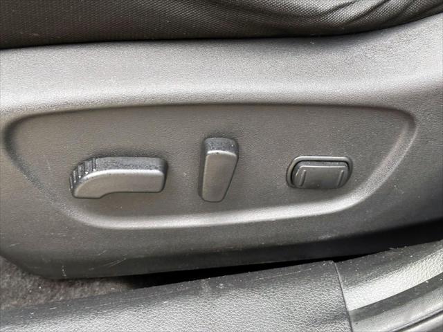 2017 Nissan Rogue SV [17]