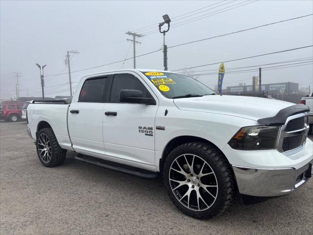 2019 Ram 1500 Classic SLT Crew Cab 4x2 6'4" Box