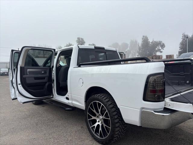 2019 Ram 1500 Classic SLT Crew Cab 4x2 6'4" Box
