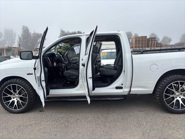 2019 Ram 1500 Classic SLT Crew Cab 4x2 6'4" Box